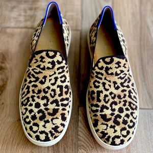 Rothys Camo Cat Size 8